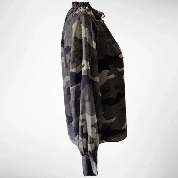 GENERATION‎ LOVE Noa Blouse Camouflage With Ruffle Details XS | EUC - Picture 4 of 10